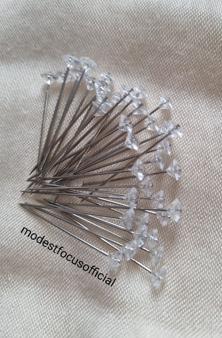 Diamond Pins Hijab